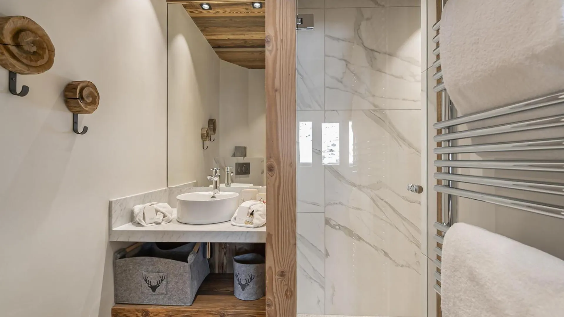 Penthouse Chaleureux Au Pied Des Pistes A Val-D'Isere - Fr-1-844-1